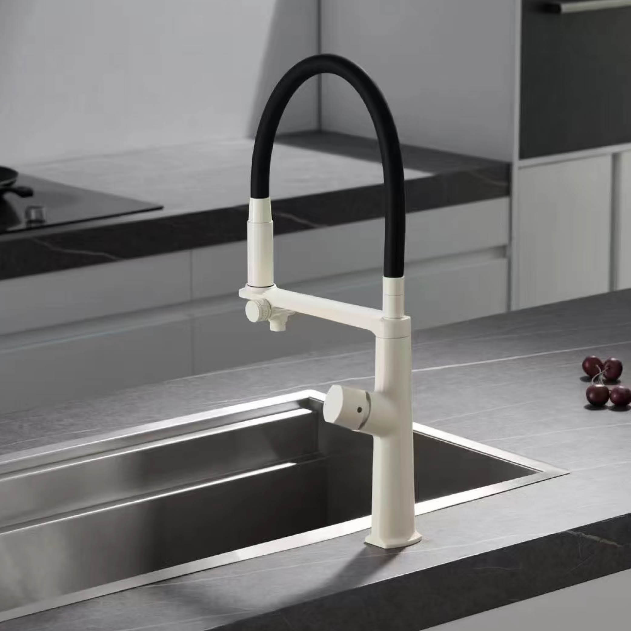 Luxuriöser Messing-Küchenhahn  – Commercial Kitchen Faucets Bewertung und Preis